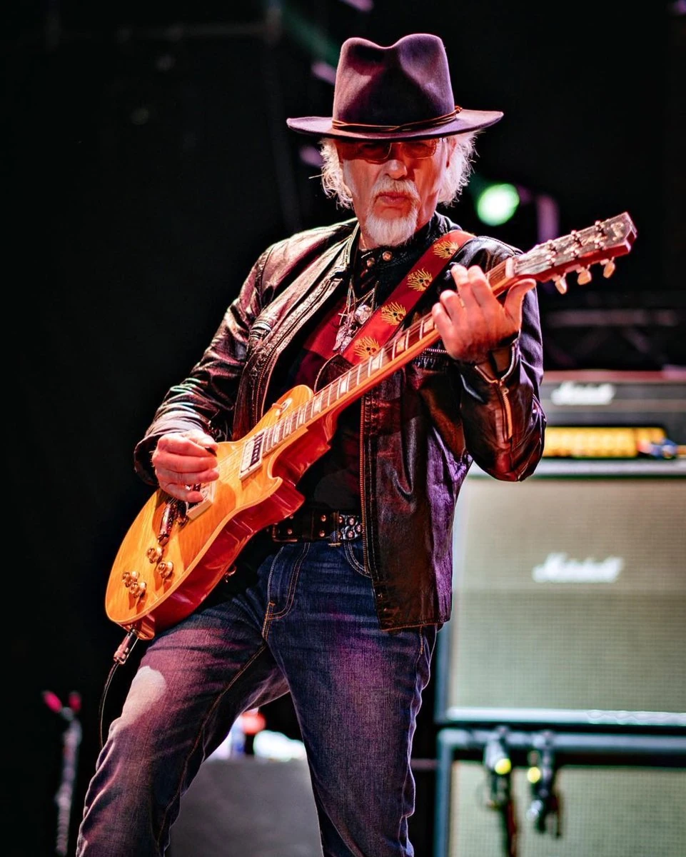 Brad Whitford (Aerosmith), a longtime user of DryBell Unit67 guitar pedal
