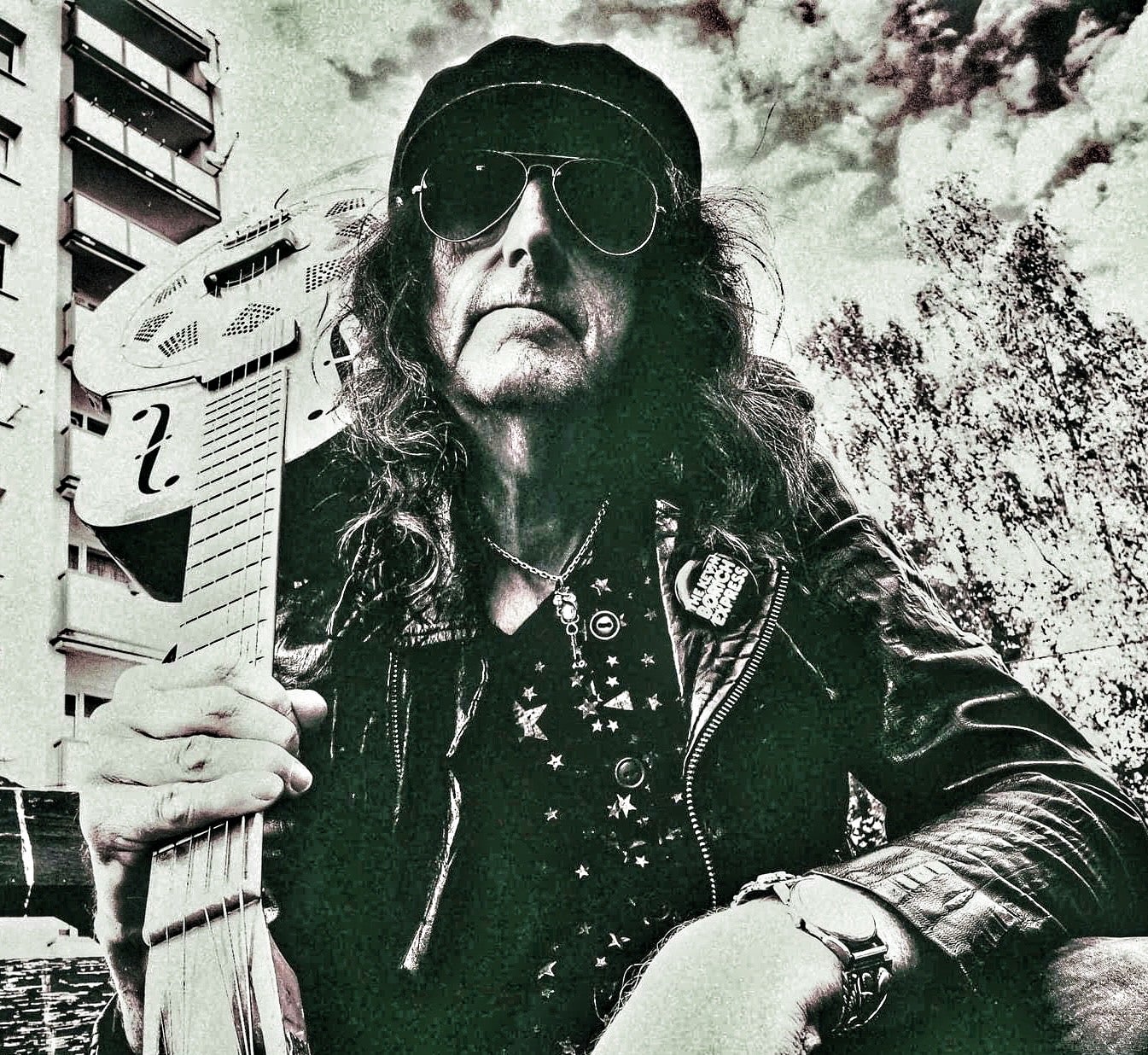 Gwyn Ashton, Welsh-Australian blues/rock guitarist and DryBell Artist
