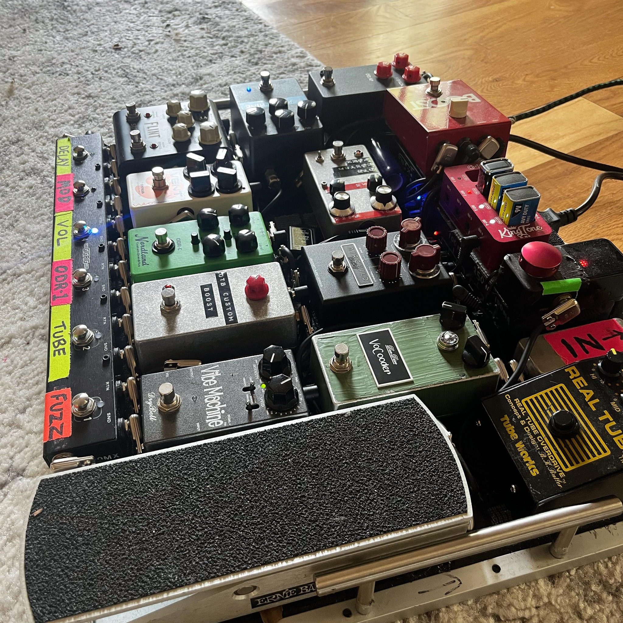 Owen Barry’s pedalboard featuring DryBell Vibe Machine