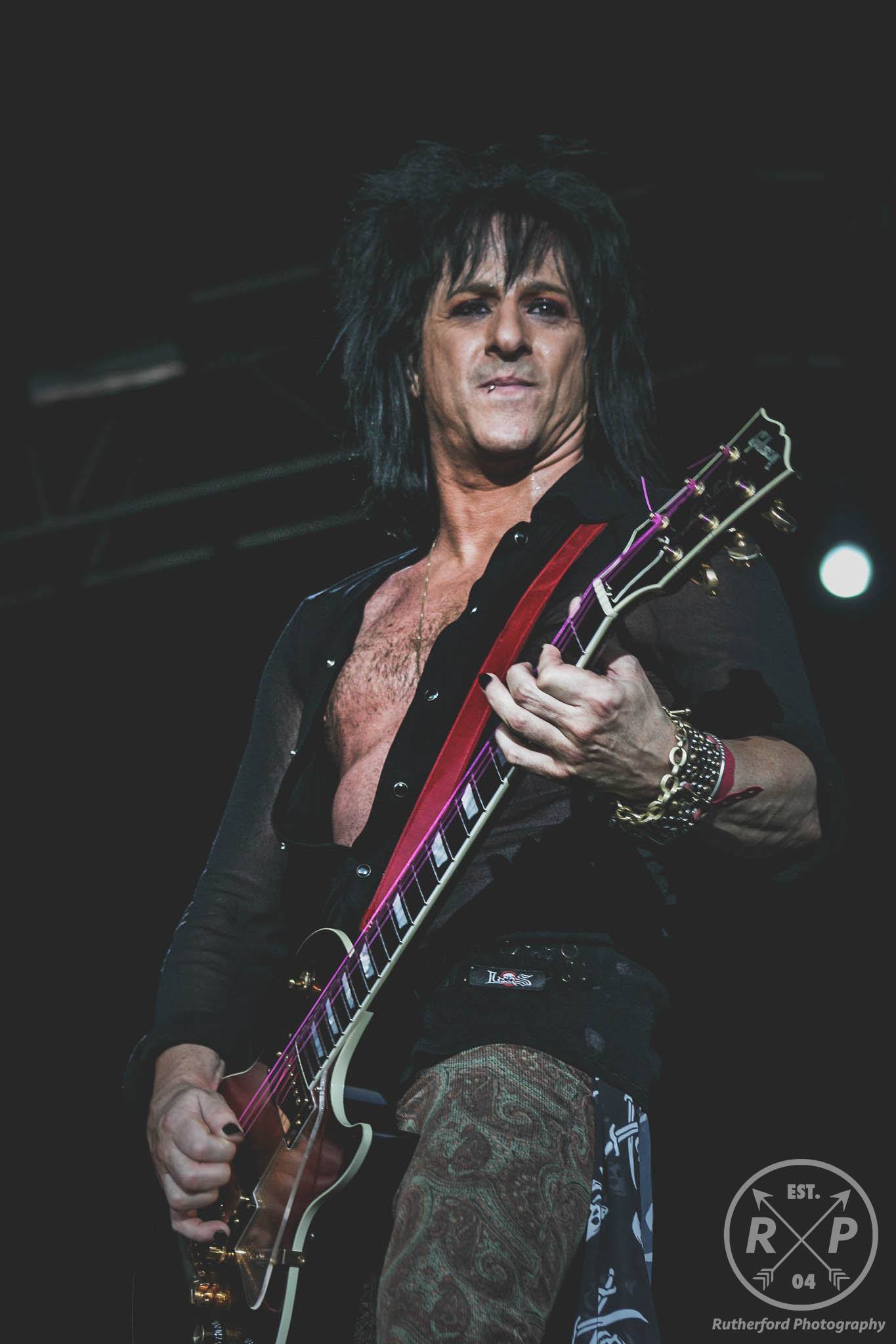 Steve Stevens, DryBell Vibe Machine and Unit67 user