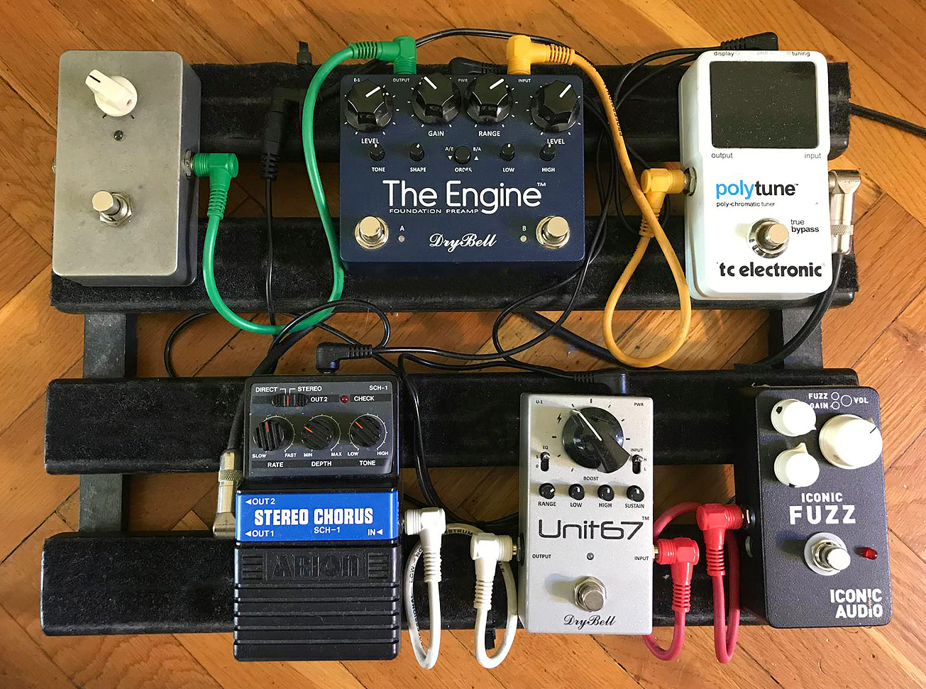 Vlatko Cavar’s – Brada from Psihomodo Pop pedalboard featuring DryBell Unit67 and The Engine.