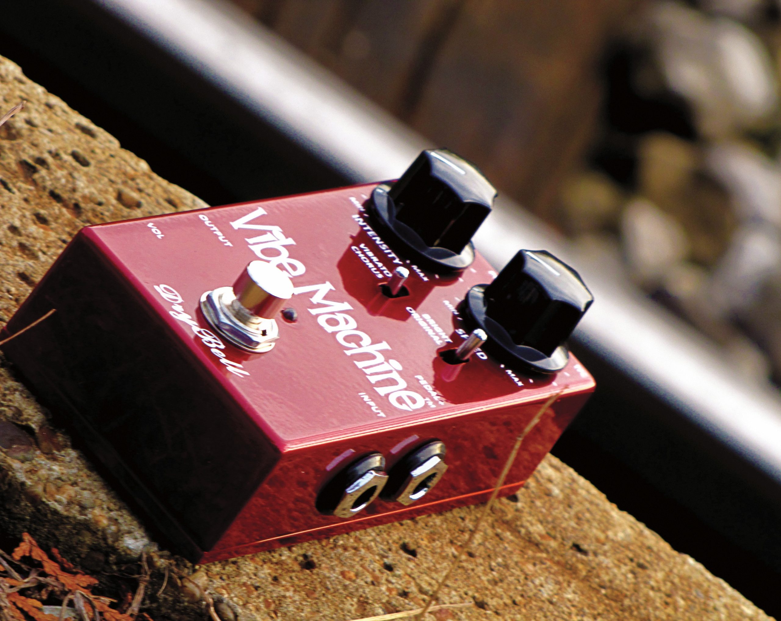 DryBell Vibe Machine V-1 near railway tracks, an artistic photo of the V-1 model taken by Željko Đurin in late 2010.